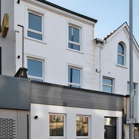 Central Belfast Modern Apartment Great Location Free Parking Eksteriør billede